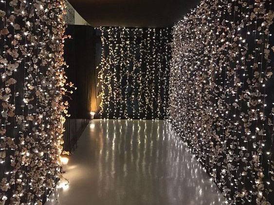 Купить гирлянду на окно Дождь для дома и улицы Купить гирлянду на окно Дождь для дома и улицы