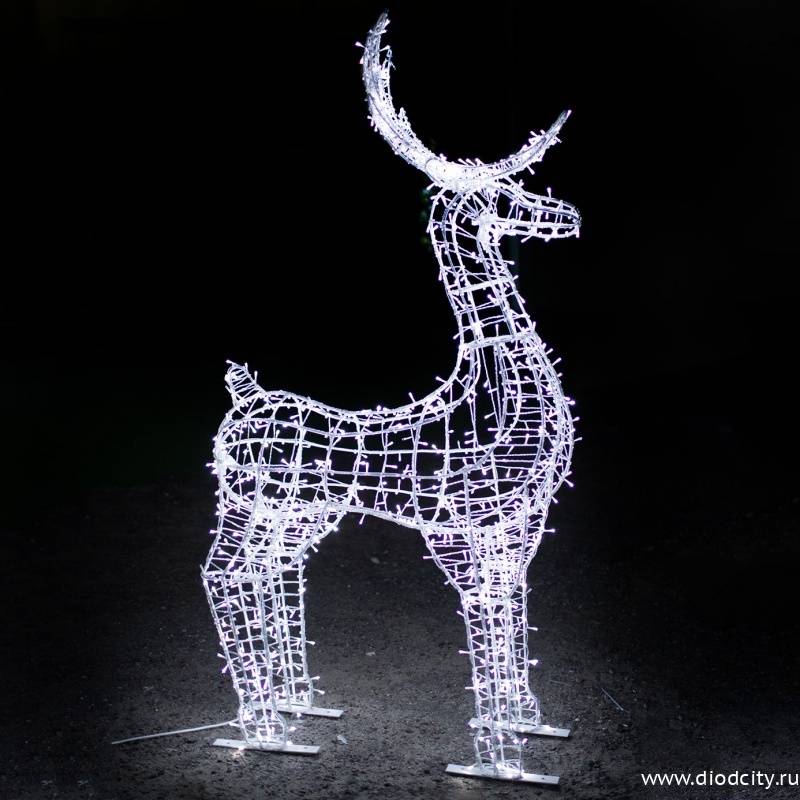 Световой олень «Скакун», высота 2.4 метра