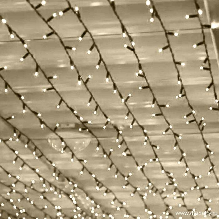 Светодиодный мерцающий занавес "Дождь", IP65, 2x9м, теплый белый