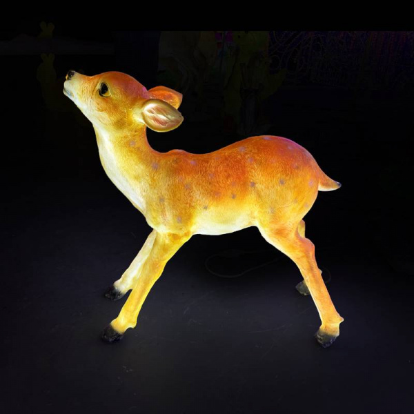 Объемные фигуры из стекловолокна "Олени №2"