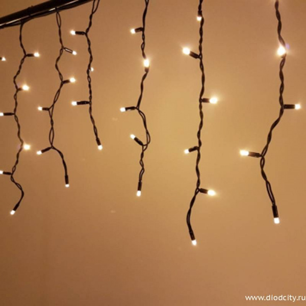 Светодиодная бахрома 3x0.9 м IP65, герметичный колпачок, черный резиновый провод, теплый белый