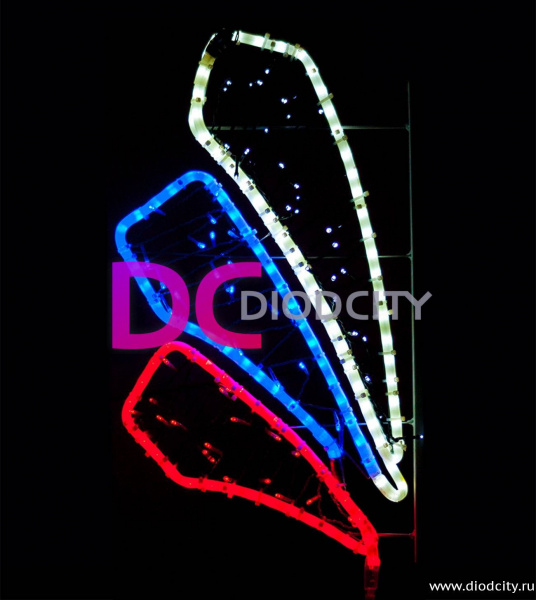 Светодиодная консоль "Ромбы триколор", 70*30 см, белая, синяя, красная