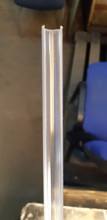 Направляющая прозрачная 2м. для светодиодного дюралайта D (13mm)