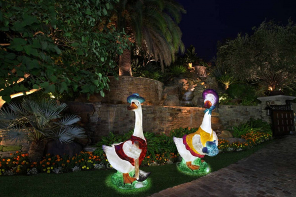 Объемная фигура из стекловолокна "Утка", 42*32*72 см, 24 В