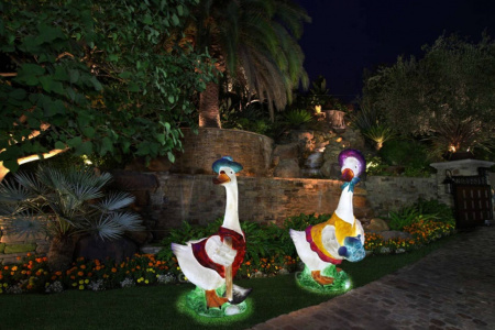 Объемная фигура из стекловолокна "Гусь с лейкой", 68*30*25 см, 24 В