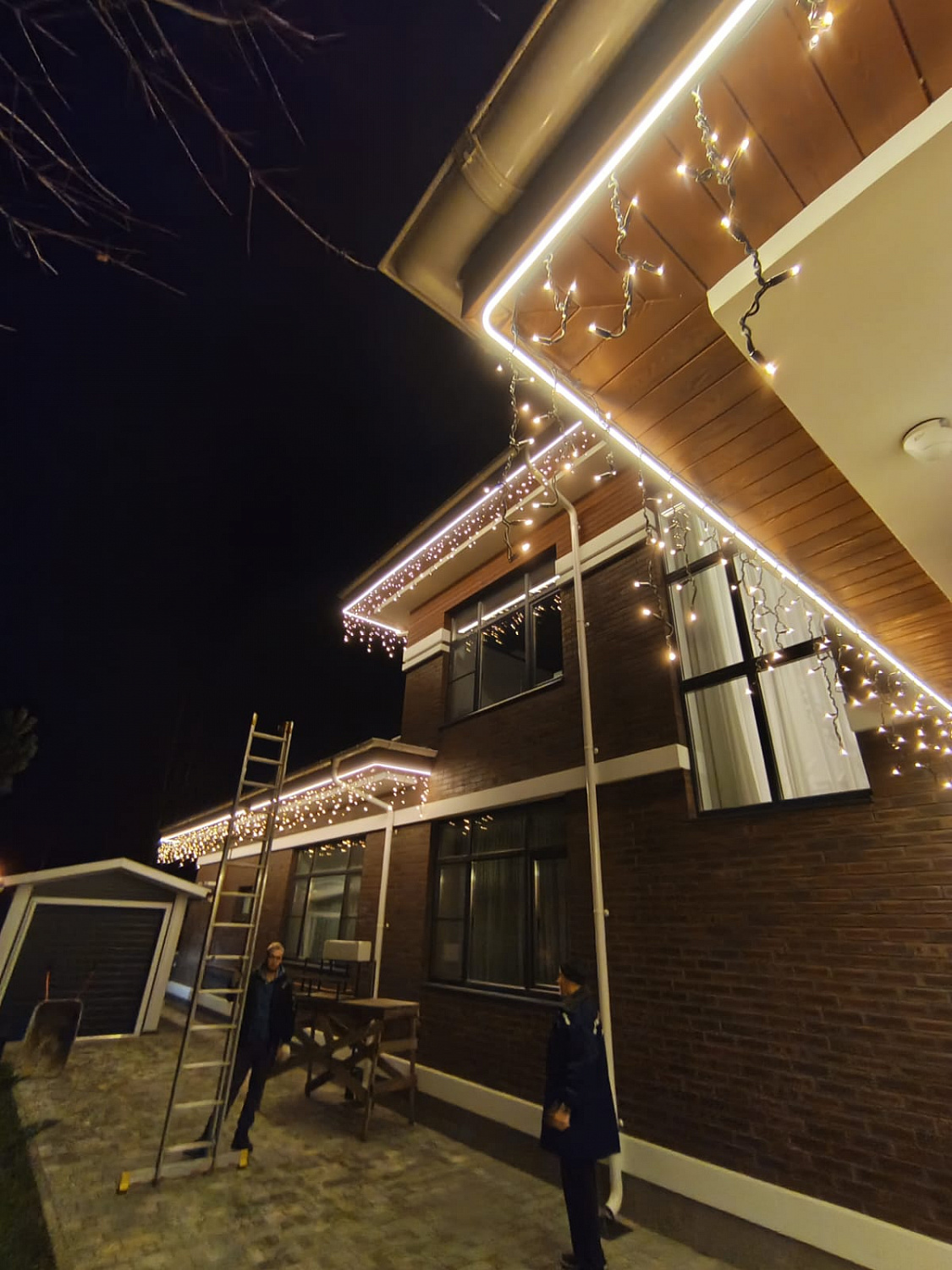 Гирлянда - бахрома  5 х 0.7м, белые диоды, мерцающая