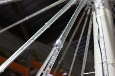 Светодиодный фейерверк "Шар" 4 х 4 м, мульти, 52 луча